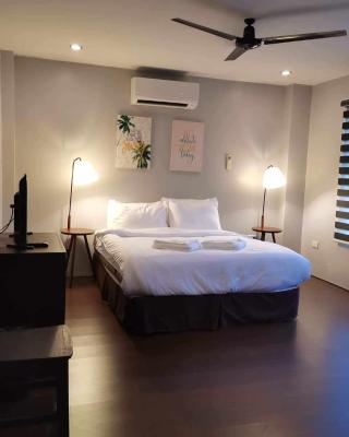 RedDoorz at Kopinos Tourist Inn Hotel