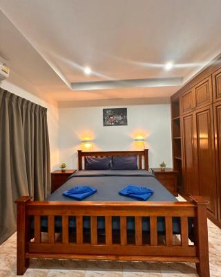 BT hotel Kata Beach