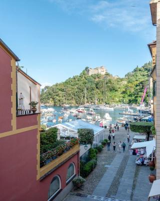Cozy Maria Apartment in Portofino - Happy Rentals