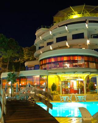 Vela Hotel Restaurant