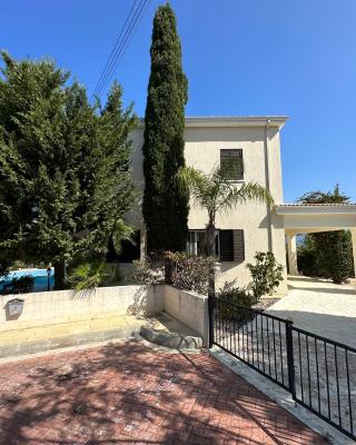 Beach villa Camelia