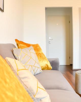 MILPAU Buer 3 - Modernes und zentrales Premium-Apartment mit Queensize-Bett, Netflix, Nespresso und Smart-TV