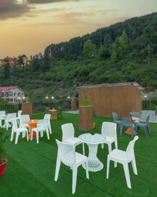 The Charvi Retreat Kufri Shimla by Exotic Stays I Family Accomodation I Valley & Mountain View I Kufri Shimla by Exotic Stays