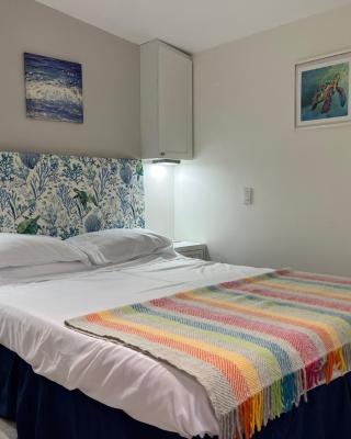 The Pod, access to Pool & Beach Club, Sunset Crest