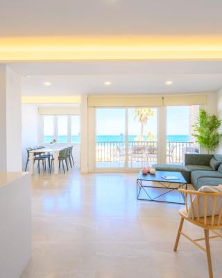 Luxury oceanfront 3 bedrooms & 2 bath by 10ToSea