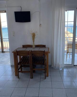 Anemomylos apartment sea view