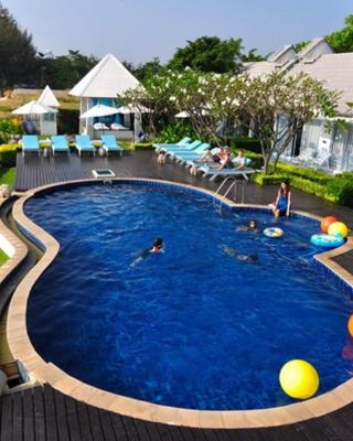 Blue Sky Resort