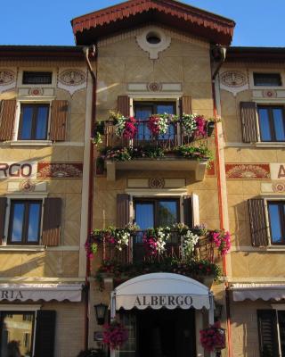 Hotel Aurora