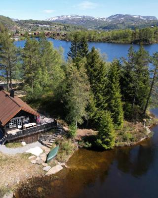 Holiday cottage with sauna close to Kjerag