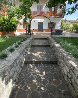 All'ombra del tiglio Bed&Breakfast