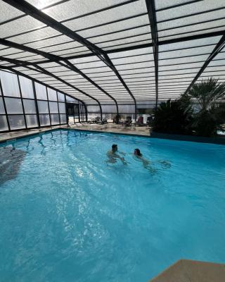 Mobil home confort XL,camping la pommeraie, piscine et océan, concarneau et pont aven