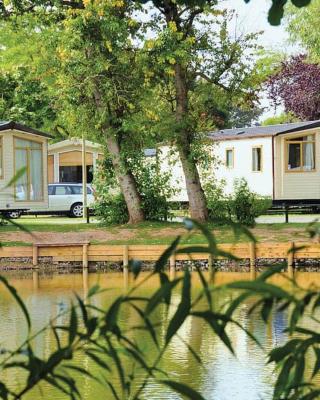 Lakeside Holiday Park