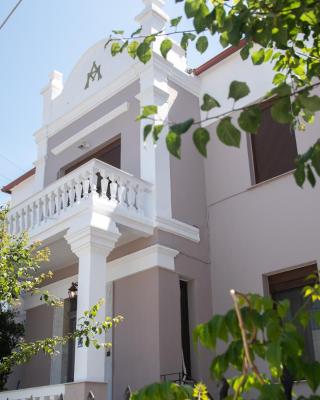 Acropolis Hotel