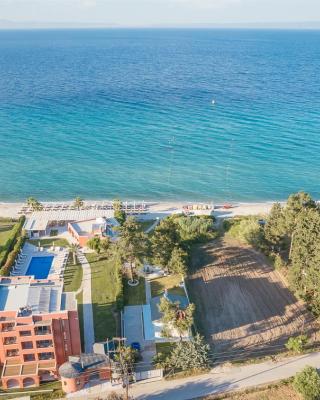 Aura Beachfront Private Pool Villa