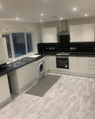330 Leagrave