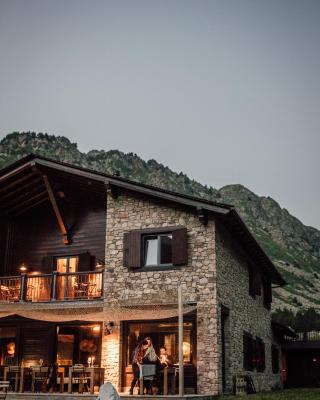 L´Ovella Negra Mountain Lodge