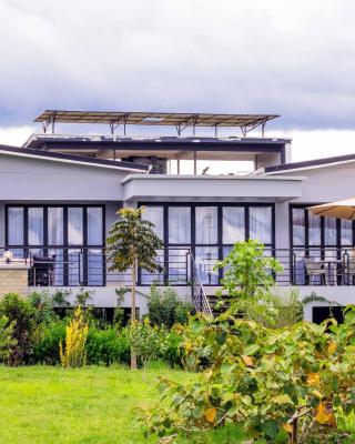 Tufaha Resort