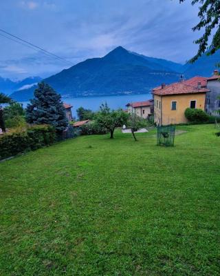 villetta con giardino privato