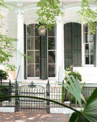 Roomza New Orleans at Melrose Mansion