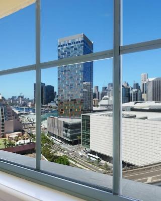 Perfect Pyrmont penthouse with Sydney Tower View