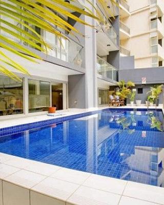 Stylish Studio With Pool & Gym in Heart of Sydney