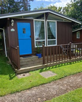 Fern's Lodge 29 Tower Country Chalet Park