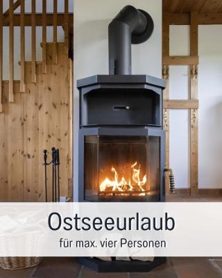 Ferienhaus Töpferhaus - strandnah, haustierfreundlich, optimal für Workation, Kaminofen, Garten, für Paare und Alleinreisende