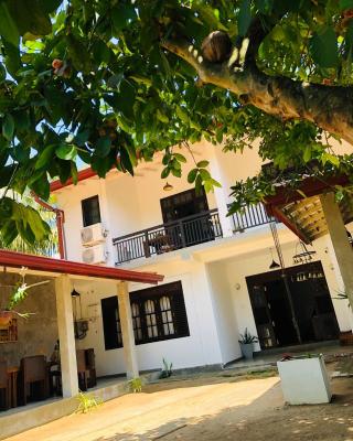 Nade Villas Ahungalla