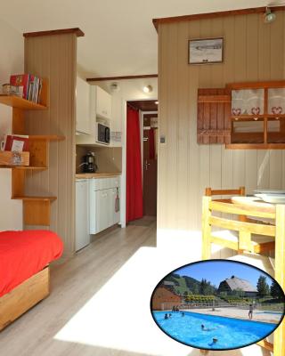 Studio 4 personnes, pied des pistes ski et VTT