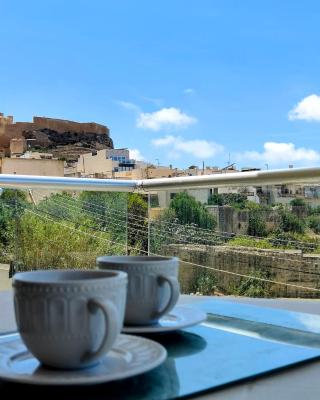 Al-Andalus, Chic Central Rooms