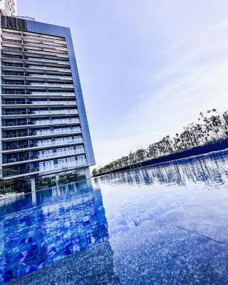 Cozy Vertu Ciputra World Studio Apartment in Surabaya by Le Ciel Hospitality