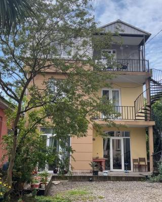 Guest House Leon