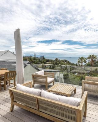 Palm Beach Seaviews With A Touch Of Luxury Awaits