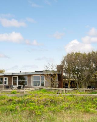Three-Bedroom Holiday Home In Knebel