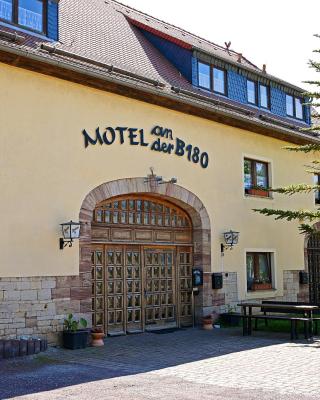 Motel an der B180