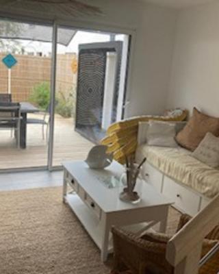 Maison neuve clim 400m plage