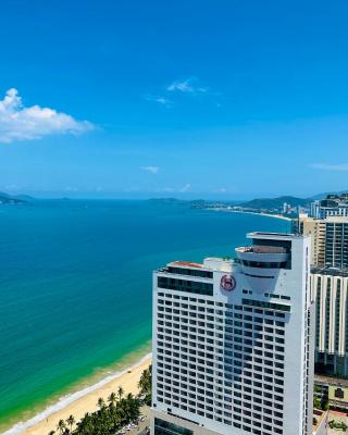 Gold Coast Nha Trang Luxury Apartment - Ocean View