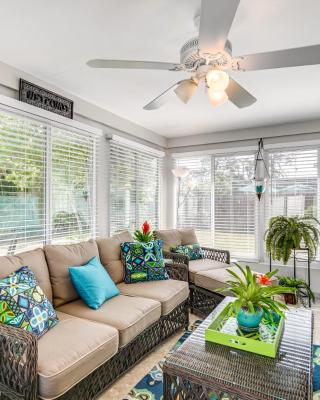 Fort Myers Bungalow - 12 Miles to the Beach!