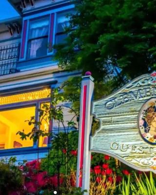 Clementine's Guest House & Vacation Rentals