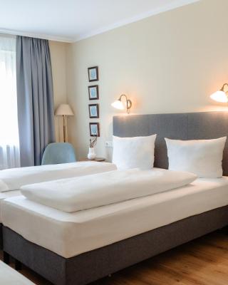 Hotel Altmünchen by Blattl