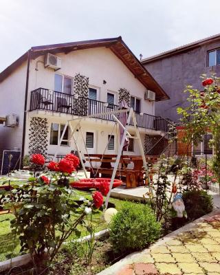 Casa Georgeta 2 Mai-Punct Gastronomic Local-AROME DOBROGENE