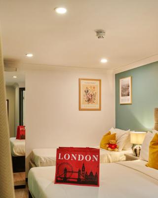 Huttons Hotel, Victoria London