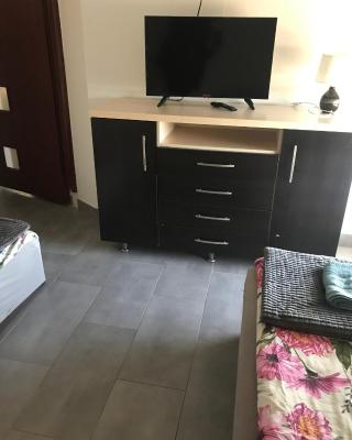 Tanie Pokoje Kajetany