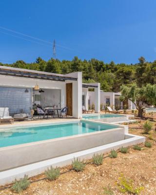 Mellamare Luxury Suites