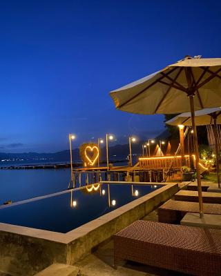 EMaYan Glamping