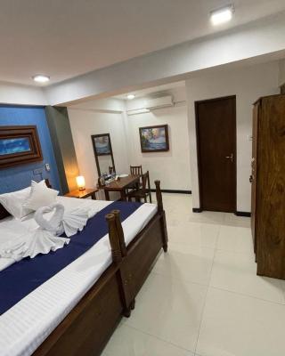 Rush City Hotel Kandy