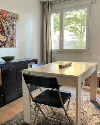 Superbe 51m2 RDC proche Défense