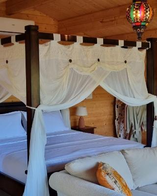 Healing Garden Bed & Breakfast - California King Bed - Uluwatu