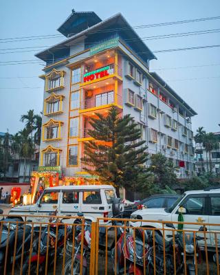Green Wood Hotel