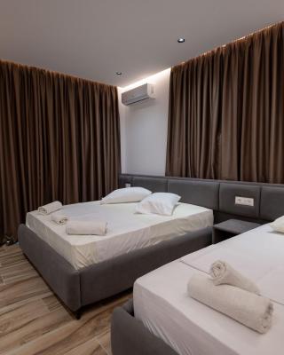 Rest Hour Hotel